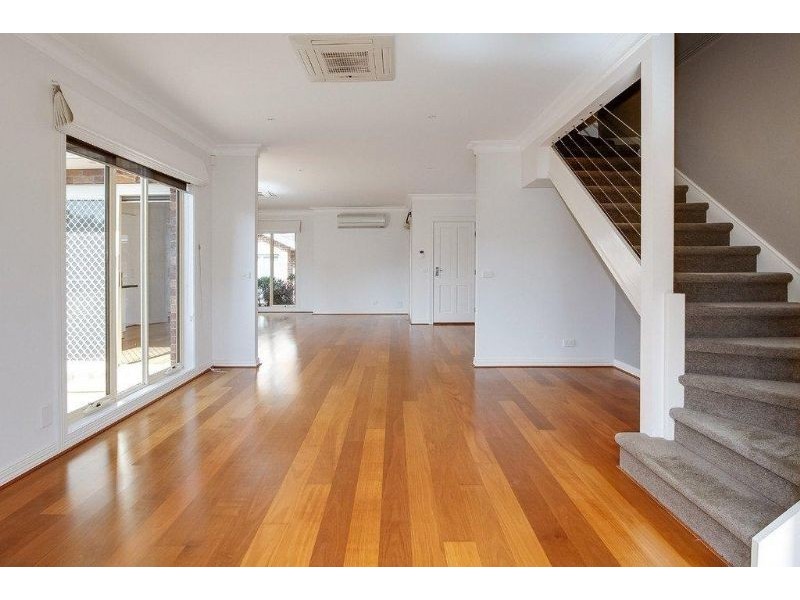 2/14-18 Sesame Street, Mount Waverley VIC 3149