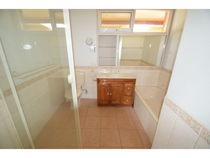 27 Cherrytree Rise, Knoxfield VIC 3180