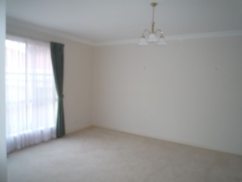 2/11 Lisbon Street, Glen Waverley VIC 3150