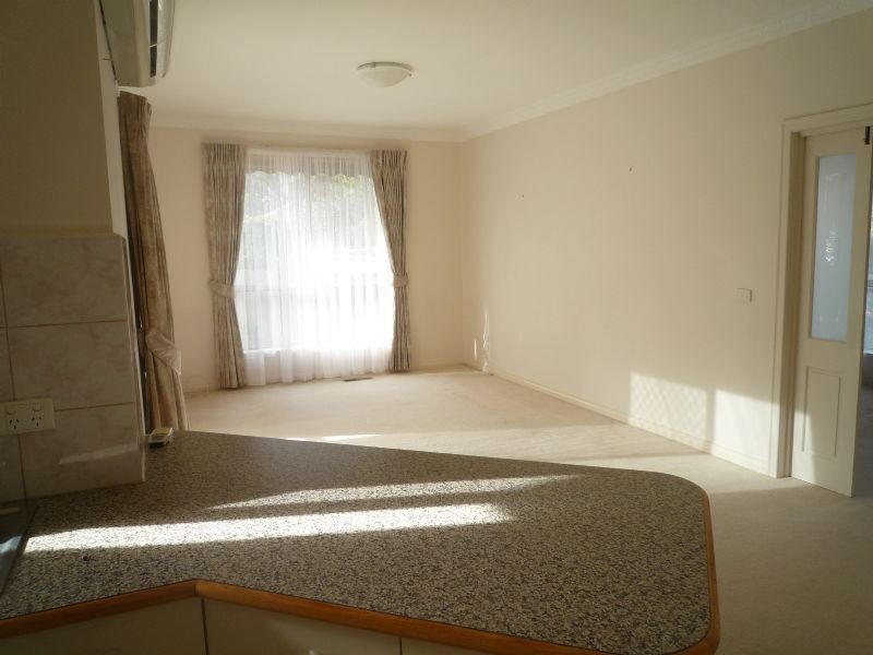 2/11 Lisbon Street, Glen Waverley VIC 3150