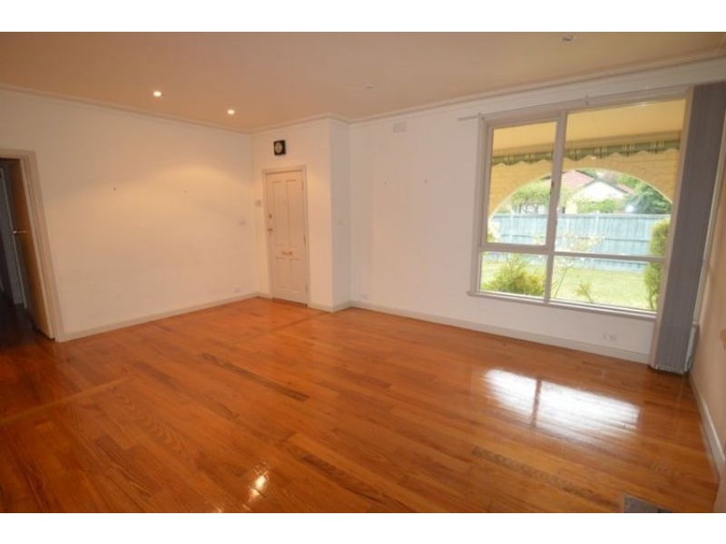 2 Kauri Grove, Glen Waverley VIC 3150