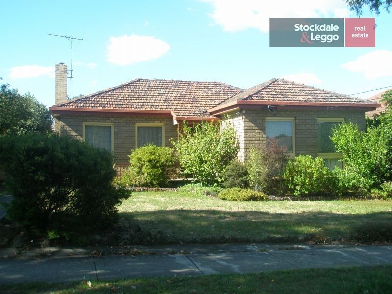 12 Ingram Avenue, Glen Waverley VIC 3150