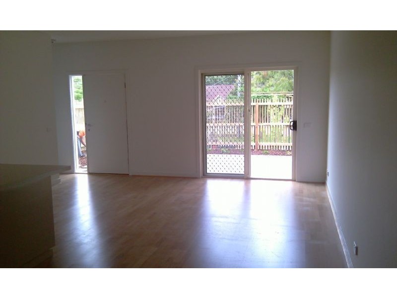 4/43-45 Winbirra Parade, Ashwood VIC 3147