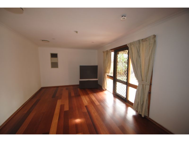 2 Glenmaggie Court, Wantirna South VIC 3152