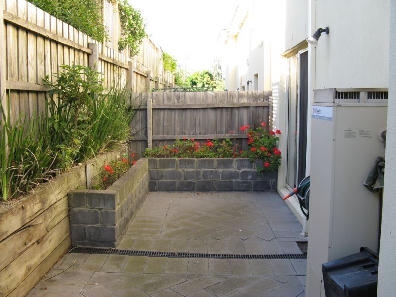 6 Solstice Walk, Glen Waverley VIC 3150