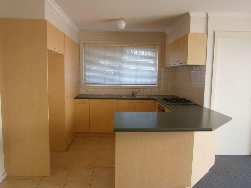 2/6 Kingsley Grove, Mount Waverley VIC 3149