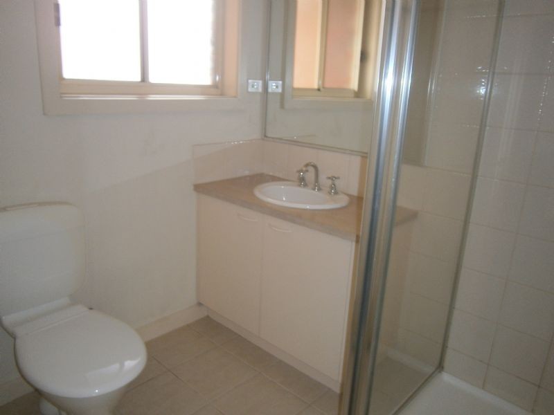 2/6 Kingsley Grove, Mount Waverley VIC 3149