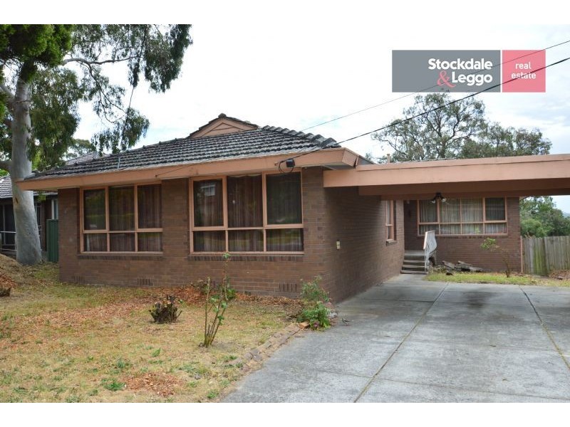 95 Hinkler Road East, Glen Waverley VIC 3150