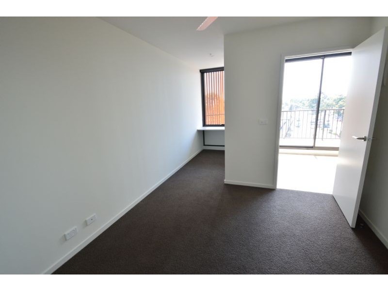 815/55 Kingsway, Glen Waverley VIC 3150