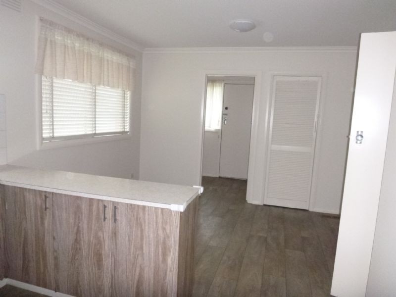 2 Aldrin Drive, Mount Waverley VIC 3149