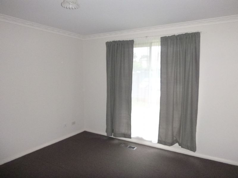 2 Aldrin Drive, Mount Waverley VIC 3149