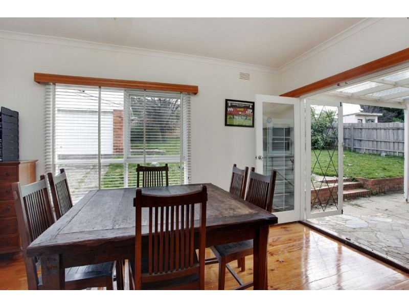 7 Carroll Grove, Mount Waverley VIC 3149