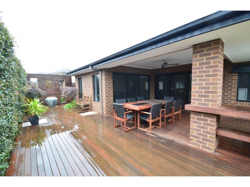 37 Camville Road, Mulgrave VIC 3170