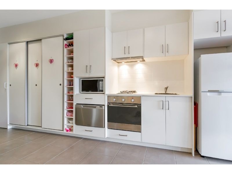 117/270 Springvale Road, Glen Waverley VIC 3150