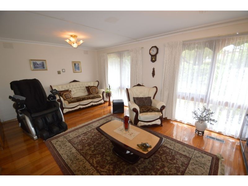 24 Bellini Avenue, Wheelers Hill VIC 3150