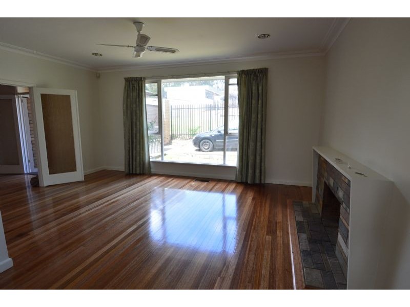 3 Kalmia Avenue, Mount Waverley VIC 3149