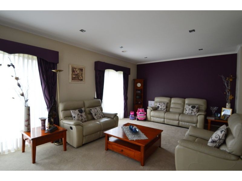 24 Gertrude Street, Mulgrave VIC 3170