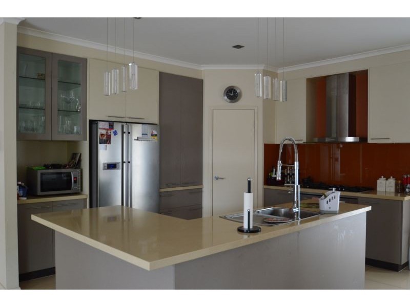 24 Gertrude Street, Mulgrave VIC 3170