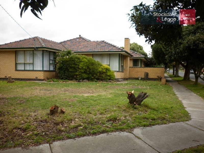 32 Folkestone Road, Glen Waverley VIC 3150