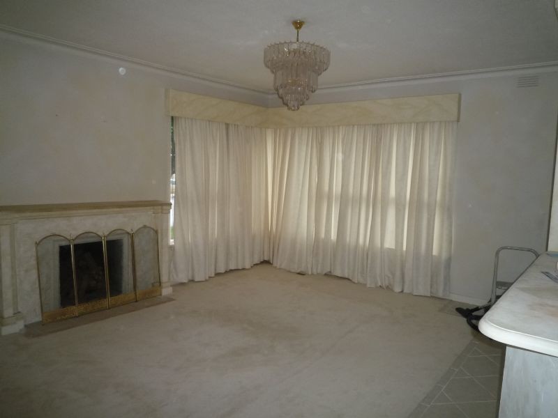 32 Folkestone Road, Glen Waverley VIC 3150