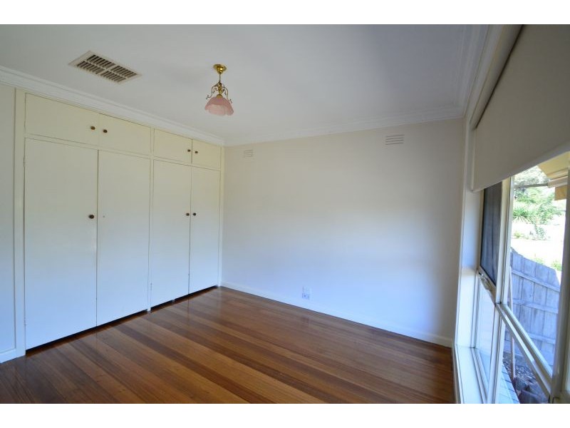 20 Mayfield Drive, Mount Waverley VIC 3149