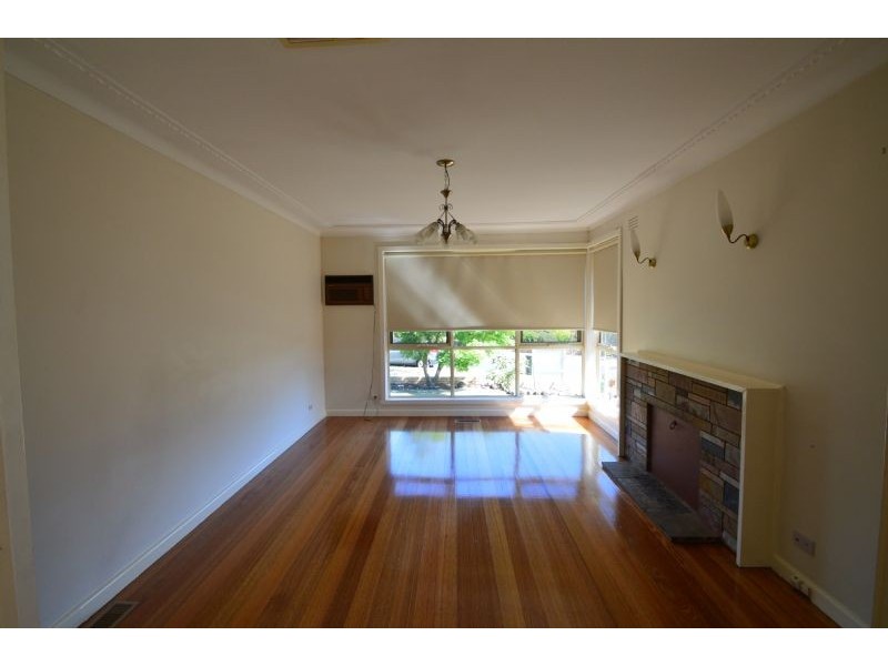 20 Mayfield Drive, Mount Waverley VIC 3149
