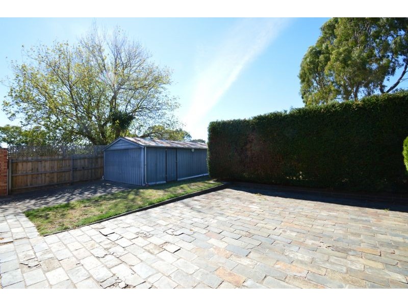 20 Mayfield Drive, Mount Waverley VIC 3149
