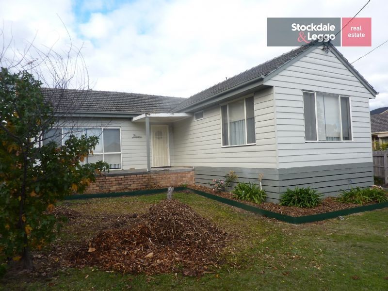 4 Shirley Avenue, Glen Waverley VIC 3150