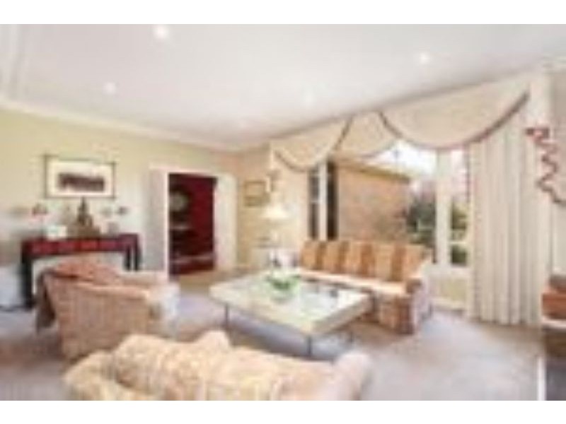 61 Sunhill Road, Mount Waverley VIC 3149