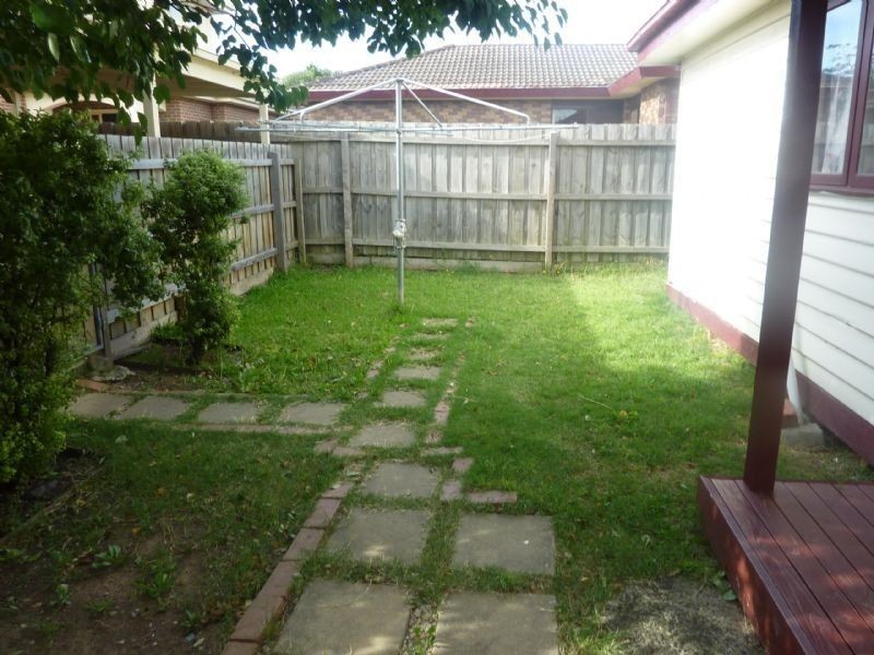 1/25 Sarton Road, Clayton VIC 3168