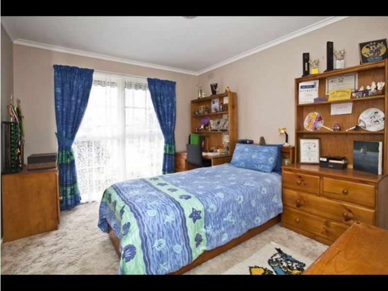 18 Gyton Avenue, Glen Waverley VIC 3150