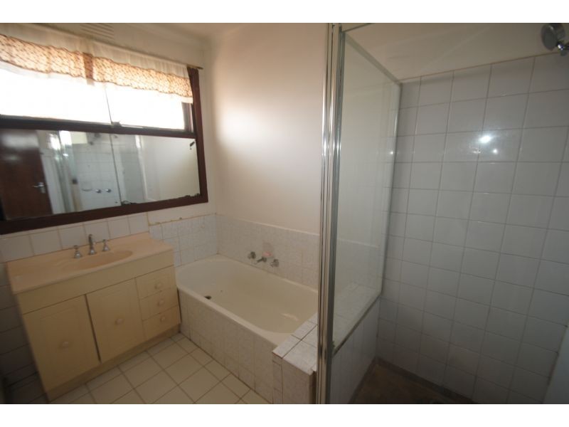 74 Huntingdale Road, Mount Waverley VIC 3149