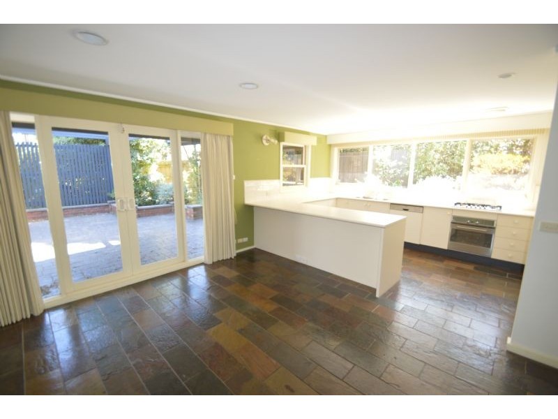 5 Monaro Court, Vermont South VIC 3133