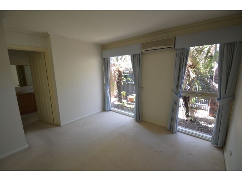 5 Monaro Court, Vermont South VIC 3133