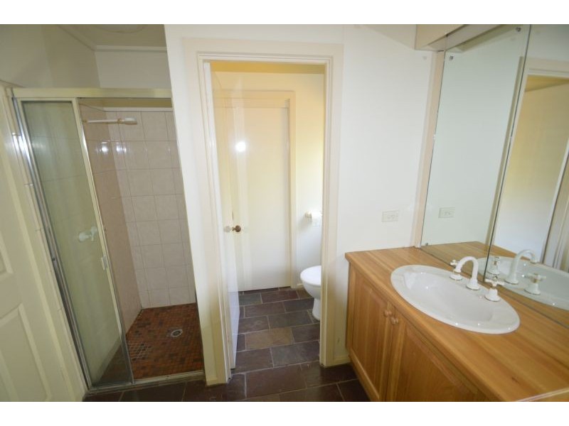 5 Monaro Court, Vermont South VIC 3133