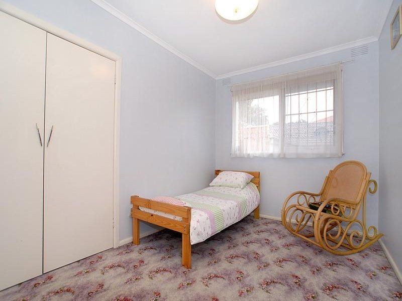 99 Watsons Road, Glen Waverley VIC 3150