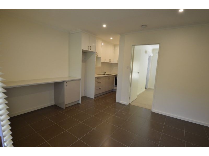 14/80 Woornack Road, Carnegie VIC 3163