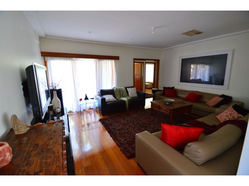 120 Blackburn Road, Glen Waverley VIC 3150