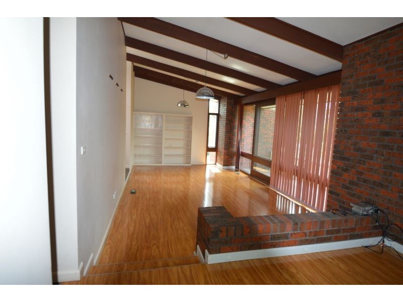 17 Grantley Drive, Glen Waverley VIC 3150