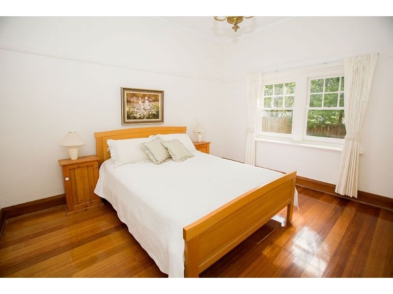 41 Summerhill Road, Glen Iris VIC 3146