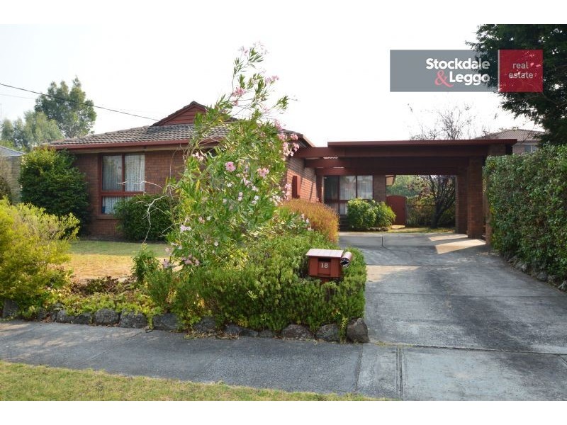 18 Garwain Parade, Glen Waverley VIC 3150