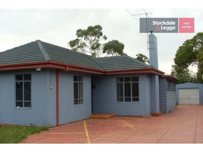 35 Woonah Street, Chadstone VIC 3148
