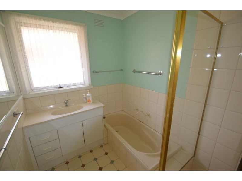 44 Garrisson Drive, Glen Waverley VIC 3150