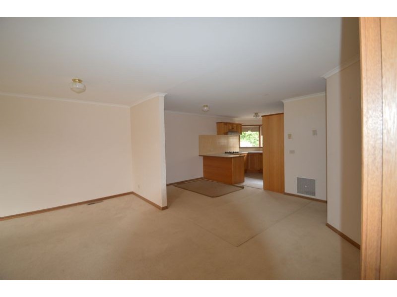 2/22 Garrisson Drive, Glen Waverley VIC 3150