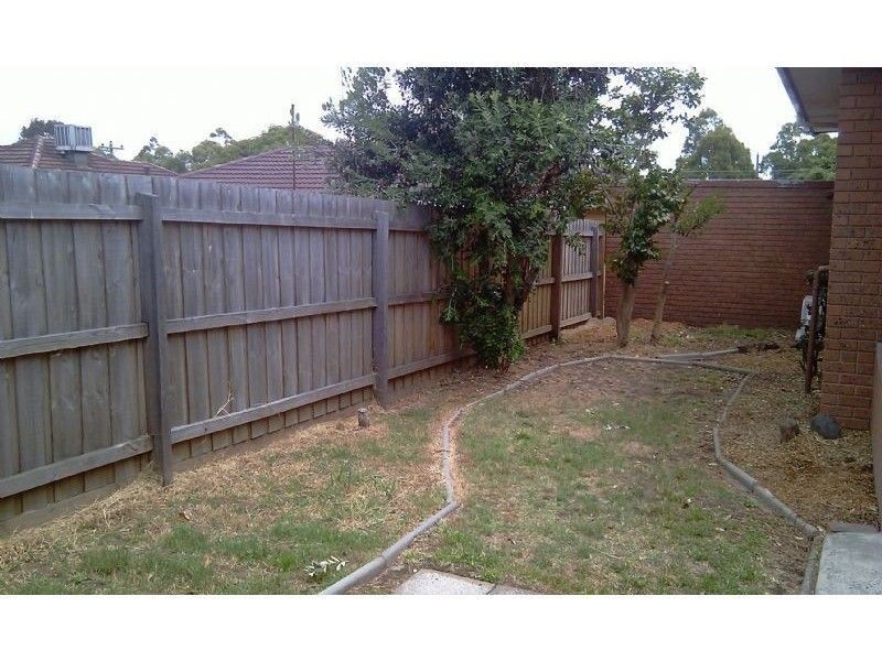 2/652 Springvale Road, Mulgrave VIC 3170