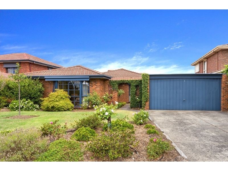 2 Copnal Court, Glen Waverley VIC 3150