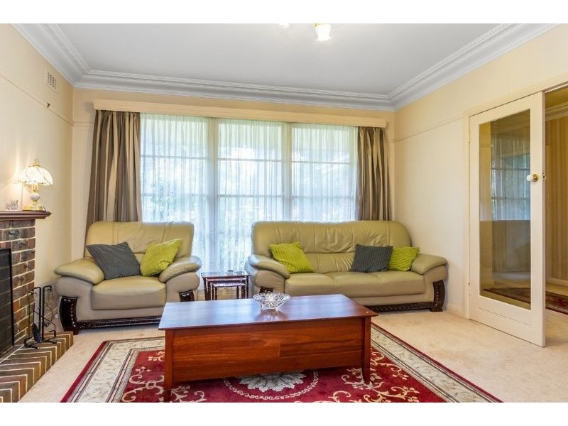 6 Panoramic Grove, Glen Waverley VIC 3150