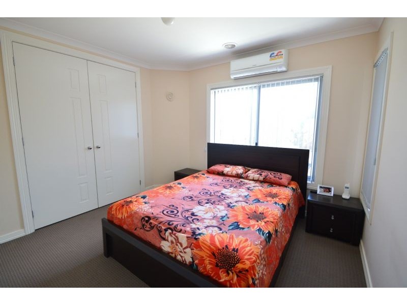 2/23 Barron Court, Dandenong North VIC 3175
