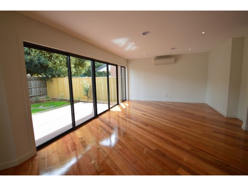 1/13 Kenwood Crescent, Ringwood VIC 3134