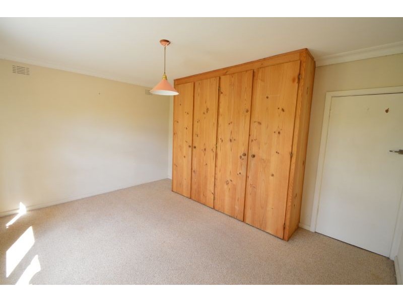 14 Davis Street, Burwood East VIC 3151